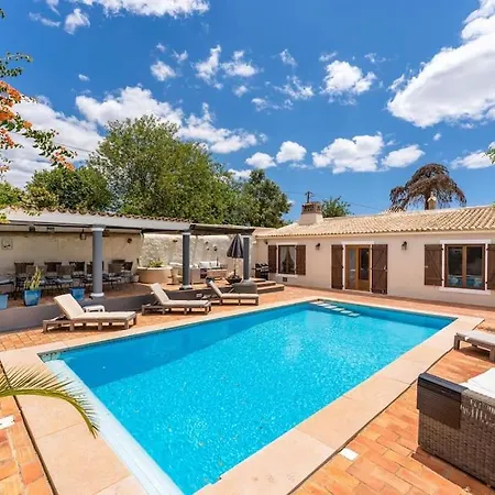 Yoga Retreat Portugal August 29-3Rd September 2025 Entire Pool House At The Quinta 1 Week - 5 Day Retreat Yoga And Therapies 2 Days To Chill - Book And Message For Itinerary