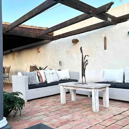 Yoga Retreat Portugal August 29-3Rd September 2025 Entire Pool House At The Quinta 1 Week - 5 Day Retreat Yoga And Therapies 2 Days To Chill - Book And Message For Itinerary